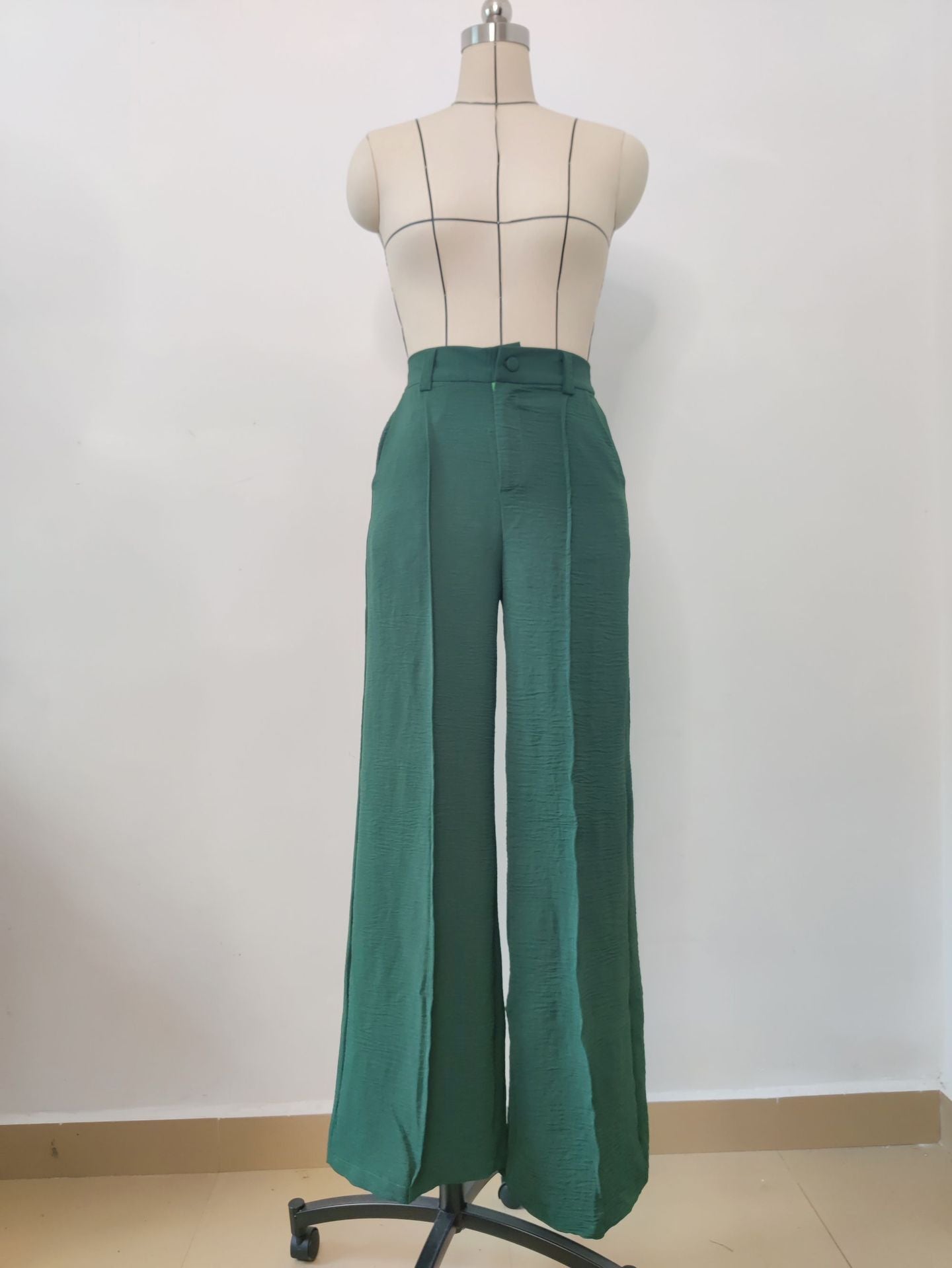 Solid Color Pleated Wide-leg Pants