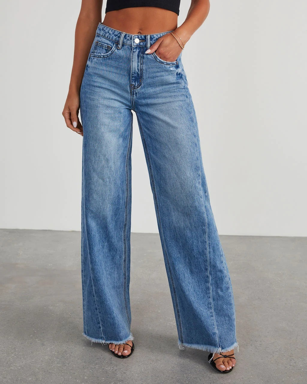 Loose Fit Wide-leg Side Seam Stitching Frayed Hem Jeans