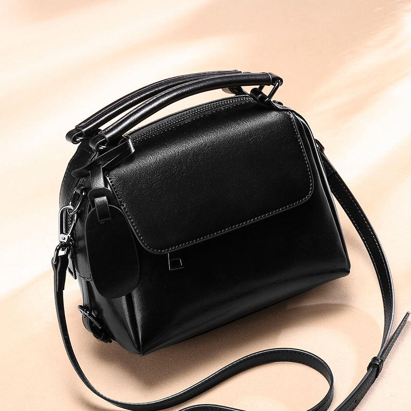 Leather Crossbody Style Purse