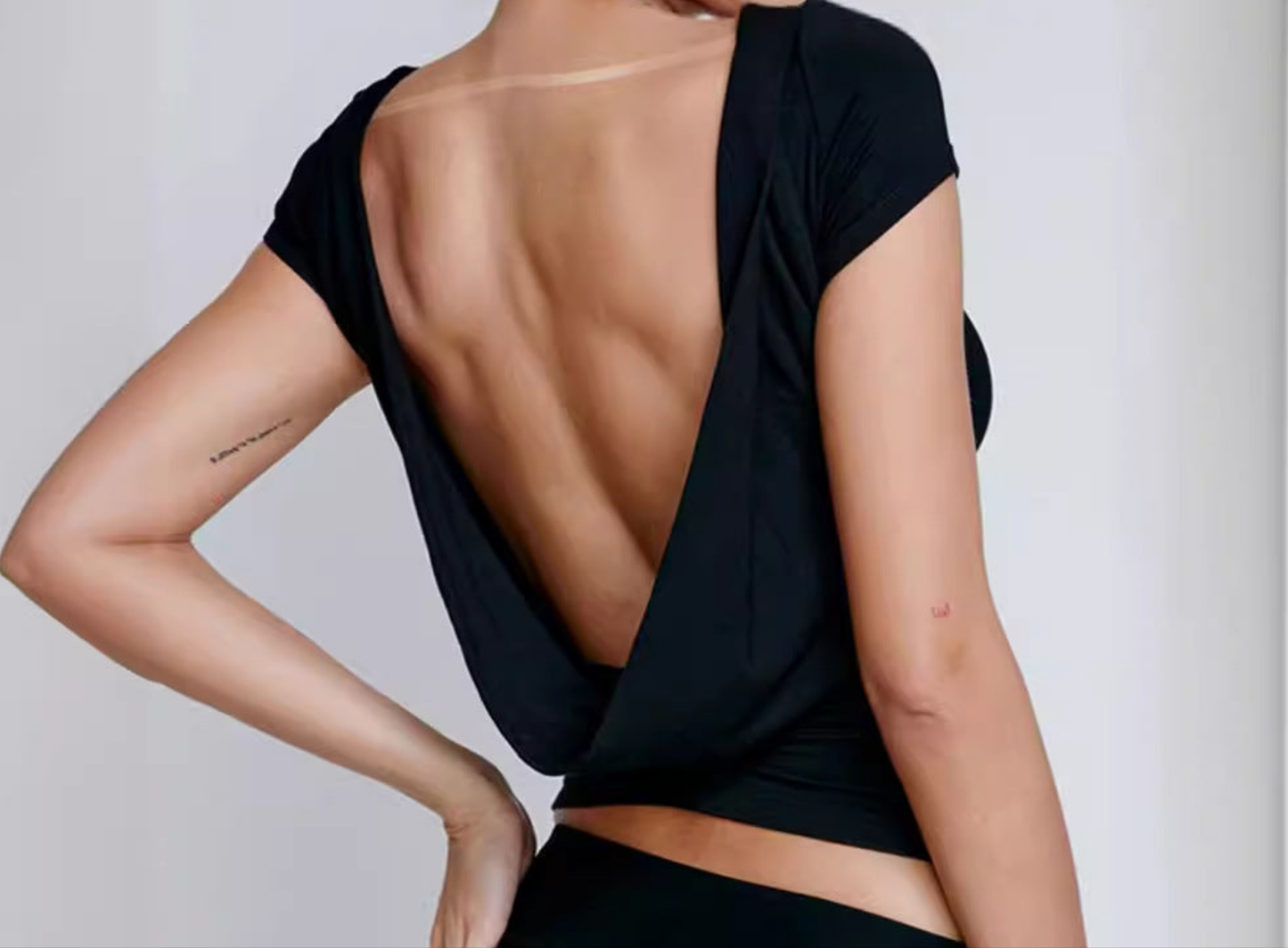 Backless Short Sleeve Shirt