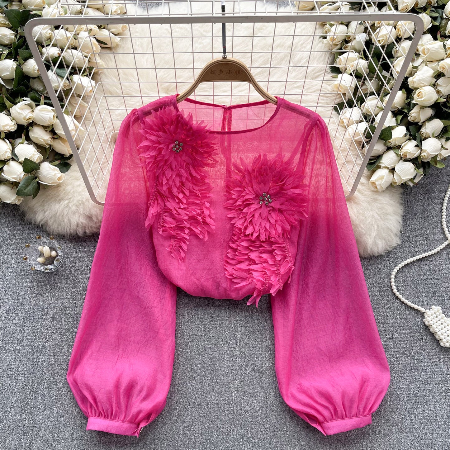 Design Three-dimensional Flower Slim-fit Puff Sleeve Pullover Shirt Women